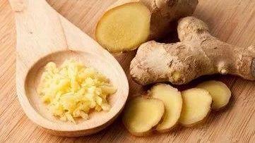 ▶把生姜放在枕邊一夜，奇效出現了...-七不姜 生姜養生網-明德CSA生態姜園&明安農業