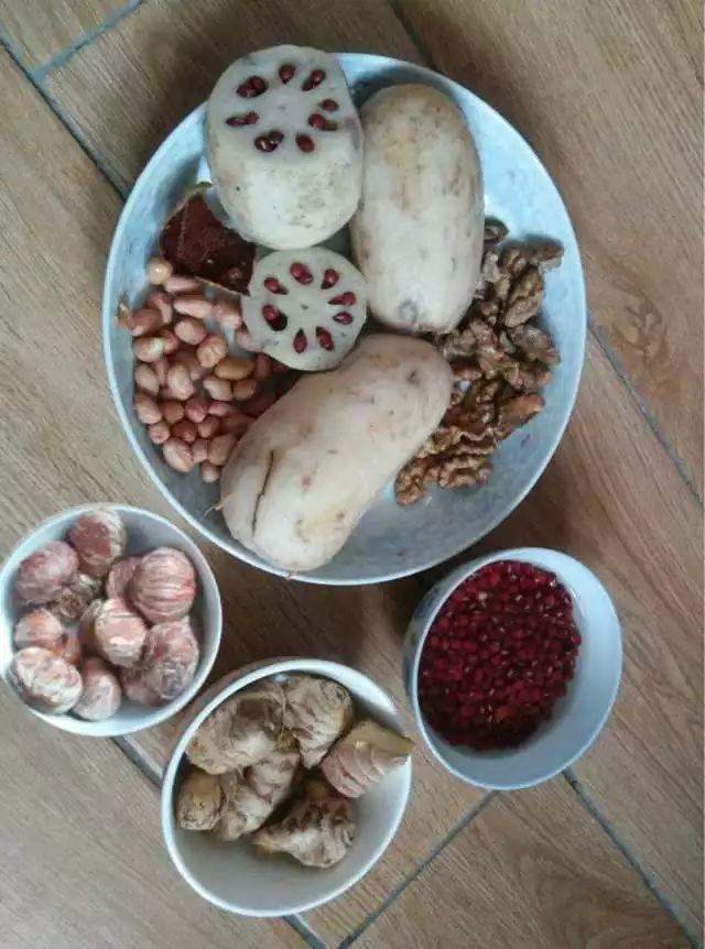 原始點佳肴：蓮藕煲